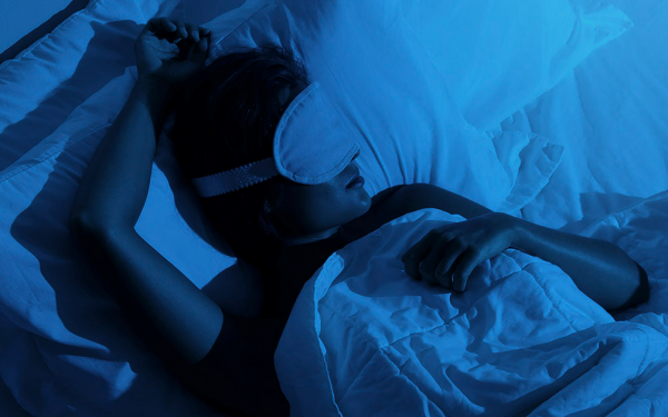 Waking Up Between 3 AM and 5 AM? Here’s What Your Body Might Be Telling You